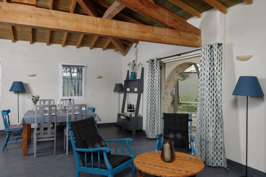 Les Lodges Du Pic Le Triadou Kültér fotó